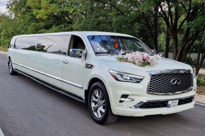 Limuzina Infiniti