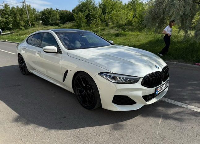 BMW 8 alb
