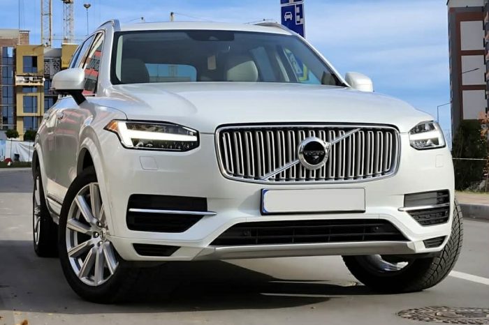 Volvo XC90