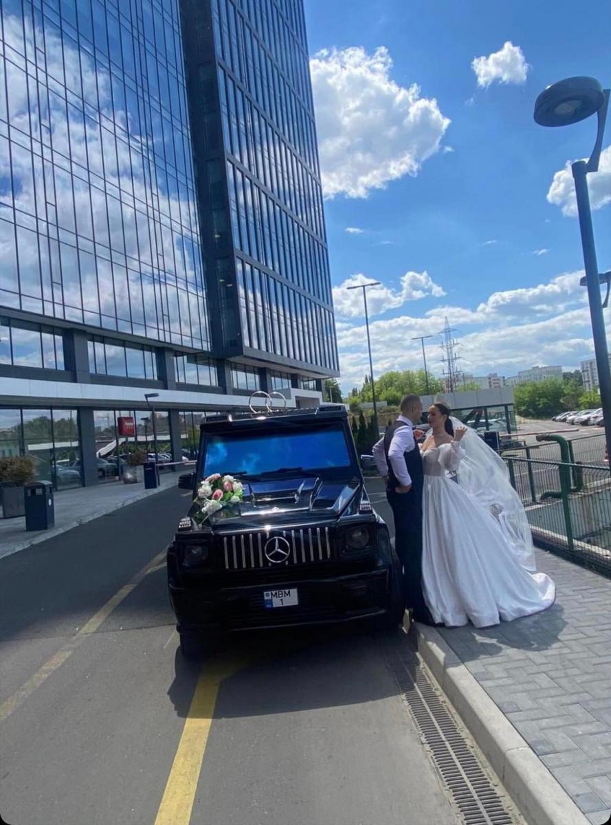 Rent Mercedes for wedding in Moldova