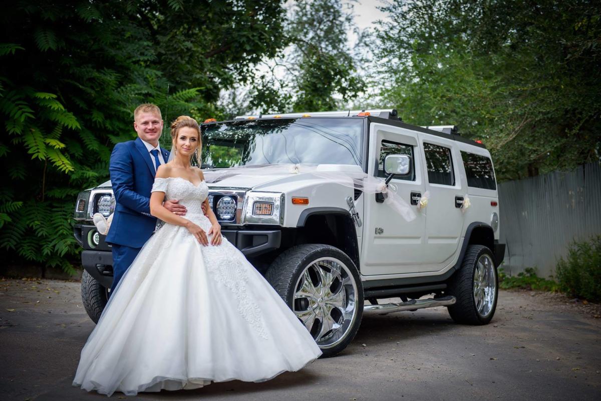 Luxury car for wedding Moldova
